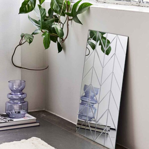 MOUD Home Herringbone spejl i klar glas 50x70 cm