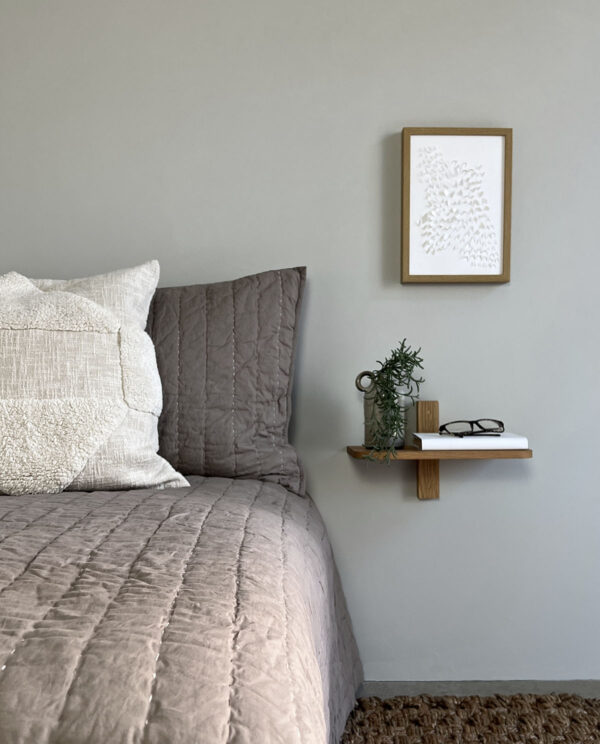 MOUD Home Nord egetræshylde 30 cm