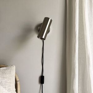 MOUD Home kyst væglampe i børstet stål